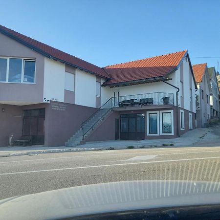 Apartmani Herceg Gacko Ngoại thất bức ảnh