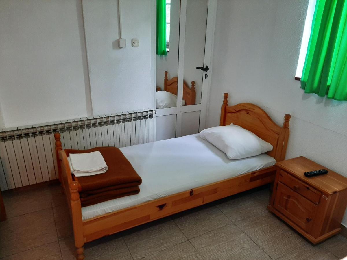Apartmani Herceg Gacko Ngoại thất bức ảnh