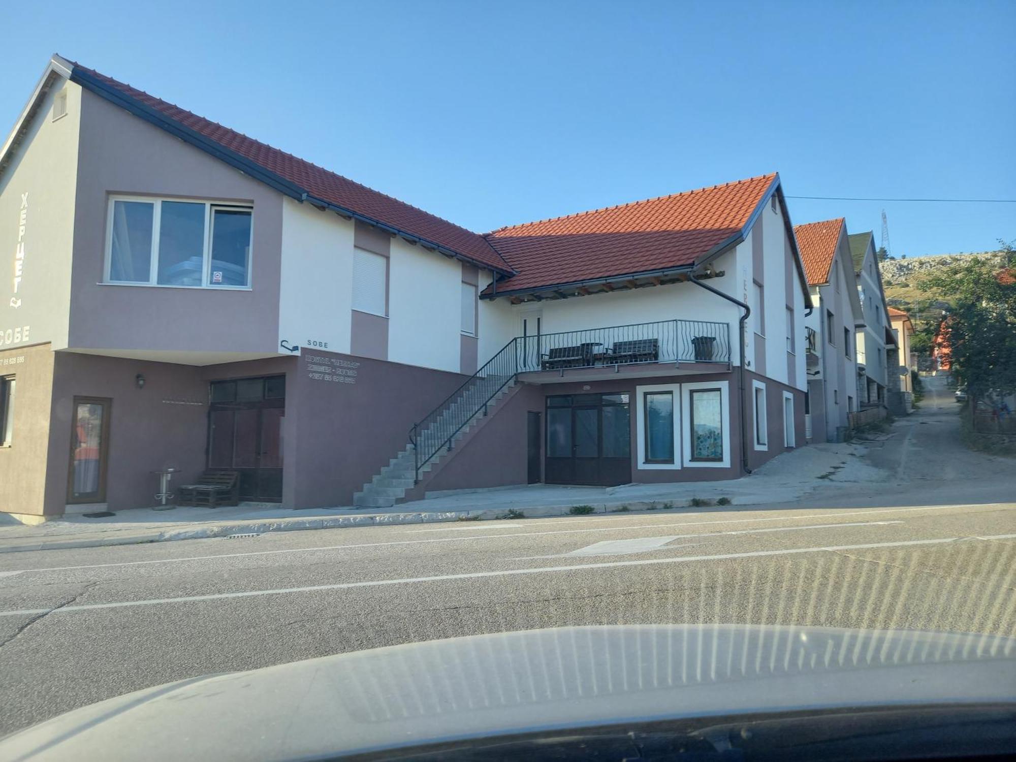 Apartmani Herceg Gacko Ngoại thất bức ảnh