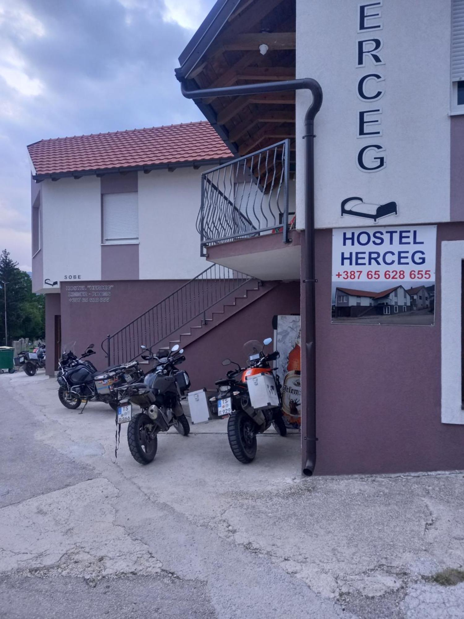 Apartmani Herceg Gacko Ngoại thất bức ảnh